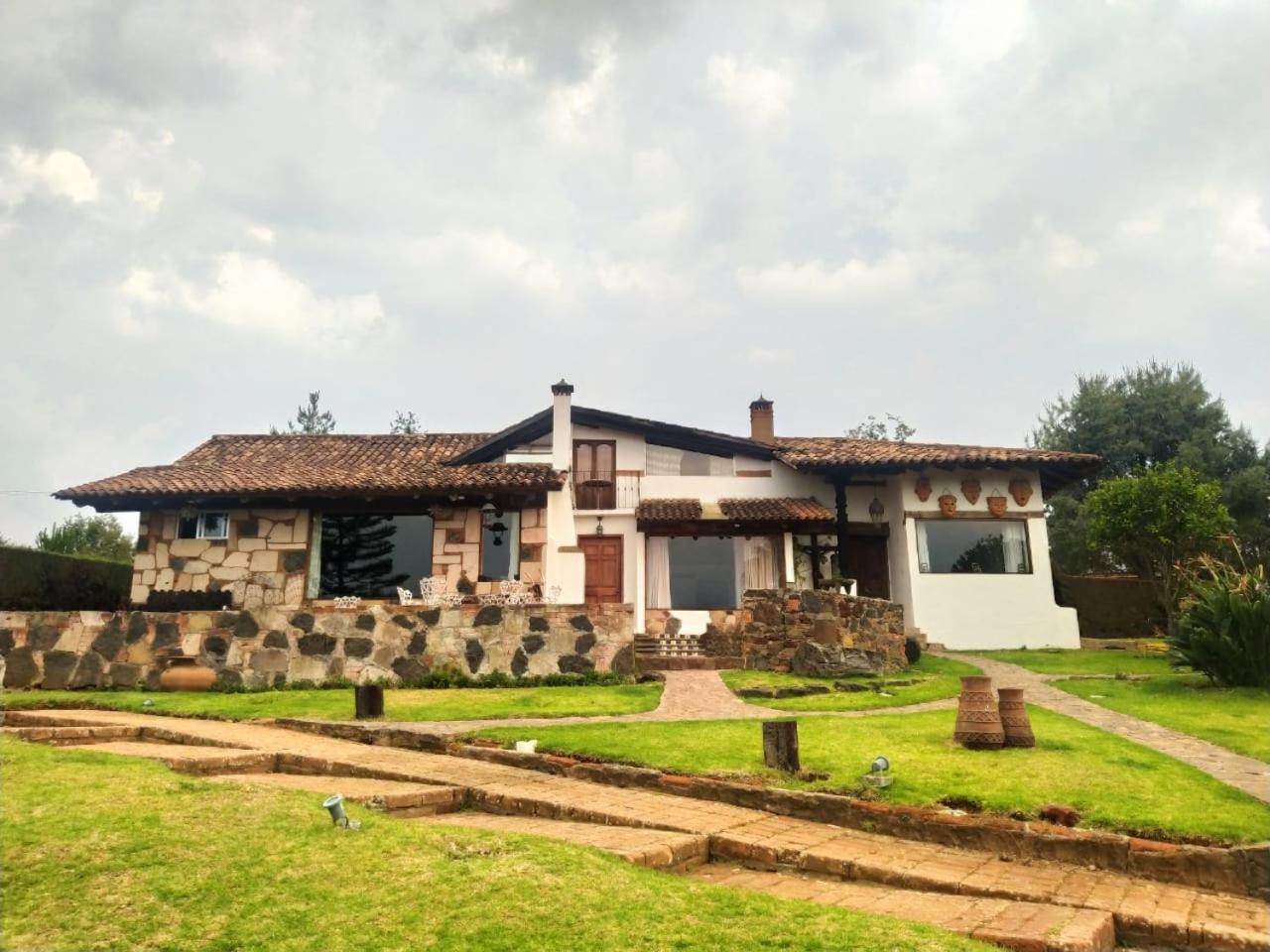 Pátzcuaro Cabanas "Rancho La Mesa" מראה חיצוני תמונה