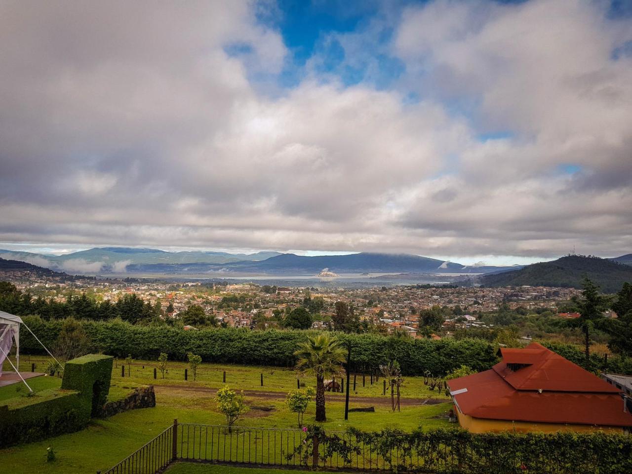 Pátzcuaro Cabanas "Rancho La Mesa" מראה חיצוני תמונה